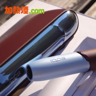 IQOS 3 DUO 棗紅色秋冬季限量版充電盒和冰藍色加熱棒